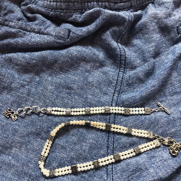 SOLD———EUC Brighton pearl/silver set - Picture 4 of 5